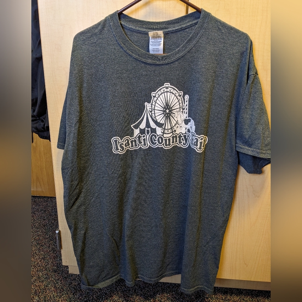 Gildan t-shirt